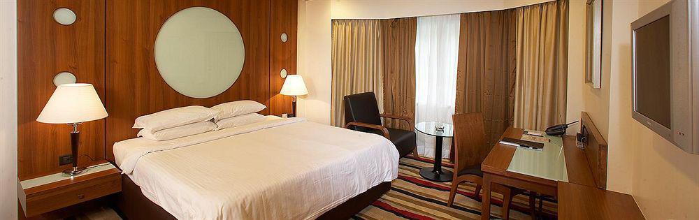 The Residency, Chennai Hotel Exterior photo